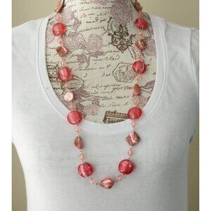 Vintage Pink Glass Bead Mother of Pearl Necklace